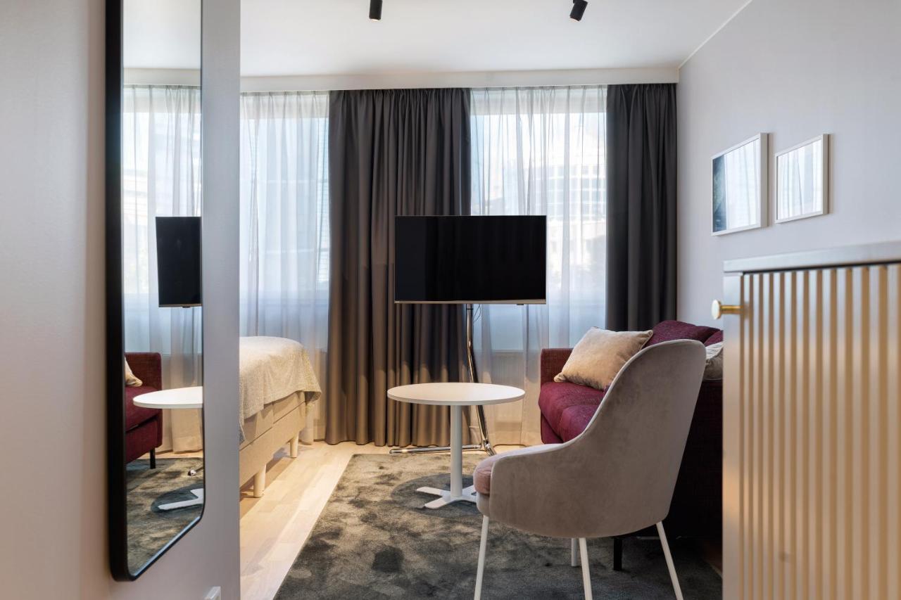Отель Elite Plaza Oernskoeldsvik Экстерьер фото