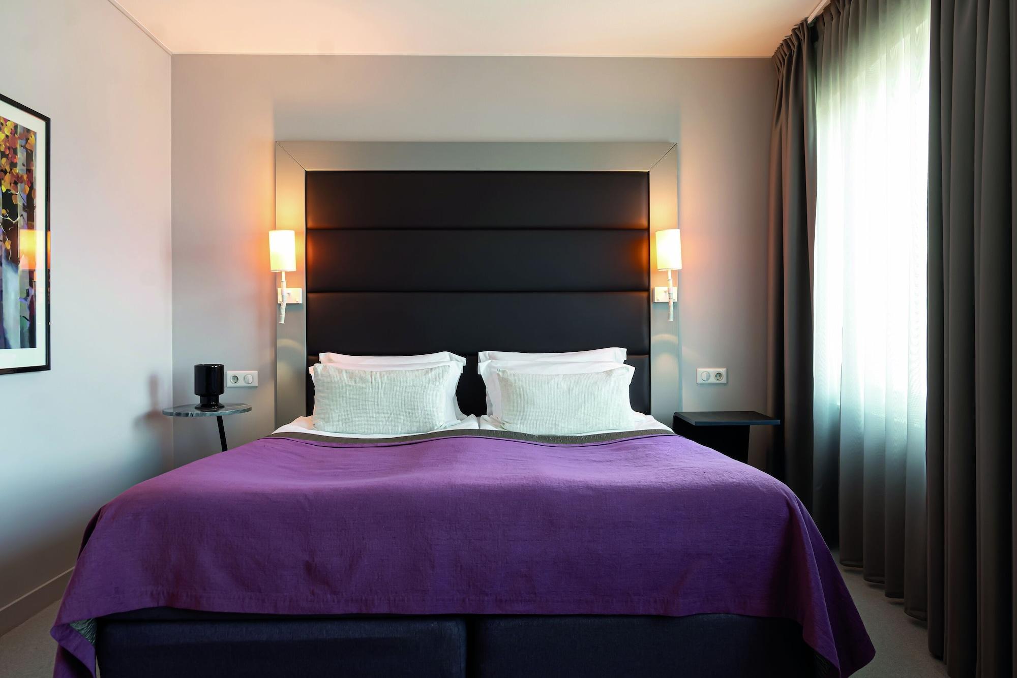 Отель Elite Plaza Oernskoeldsvik Экстерьер фото